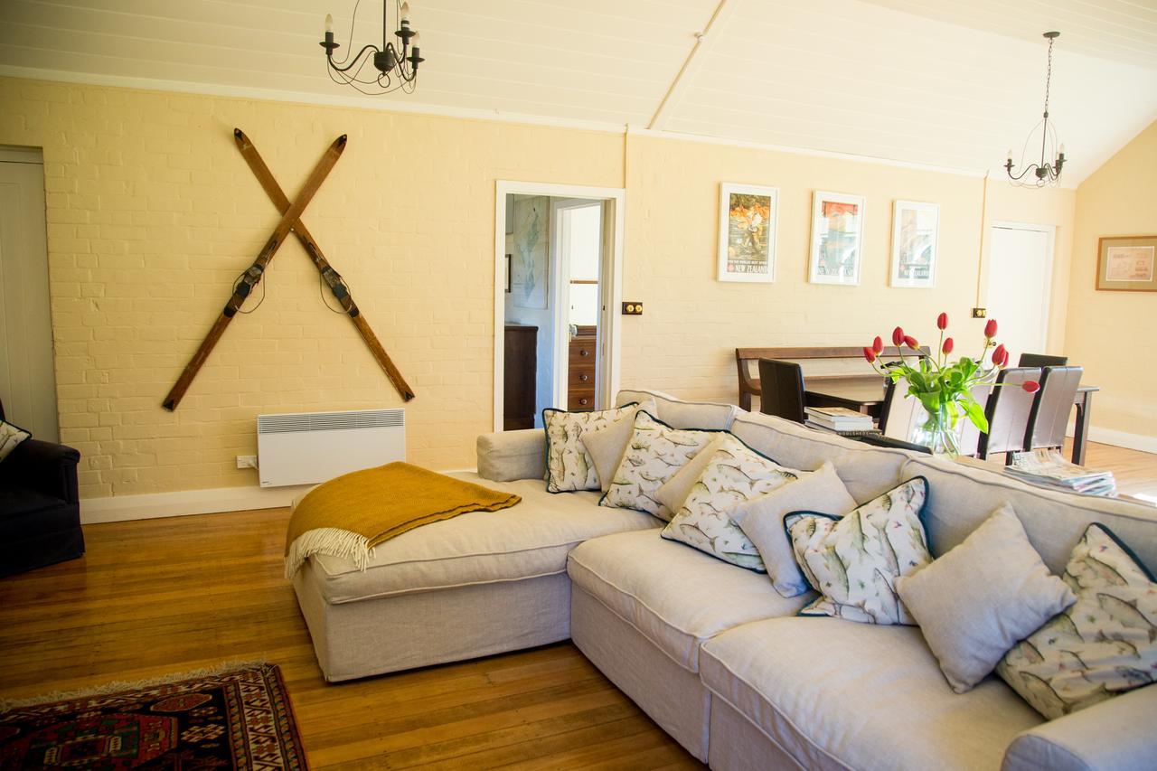 Estate - The Whare *